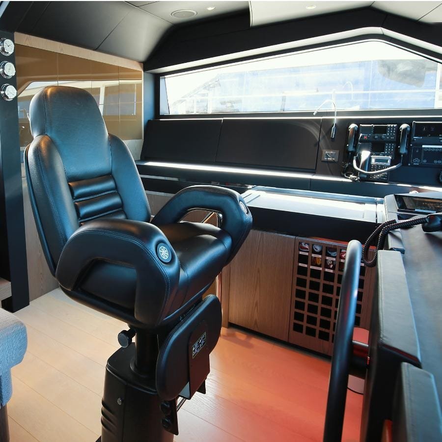 Besenzoni pilot seat P416 poltrona pilota S216 12